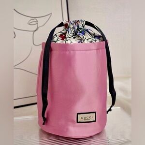 Gucci Beaute’ Large Reversible Drawstring Pouch NWB NWT